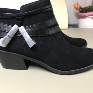 Life Stride  Bootie